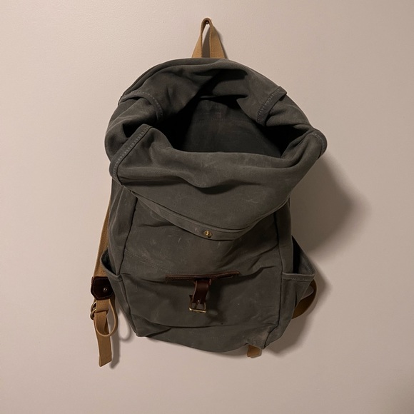 Handcrafted Roll Top Backpack - Picture 3 of 6